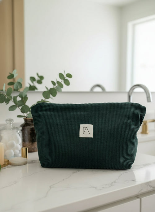Léonie la trousse de toilette XL vert sapin